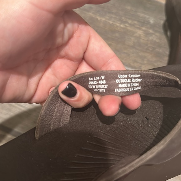 Women’s OluKai Flip Flops NWOT - 7 - Picture 5 of 5